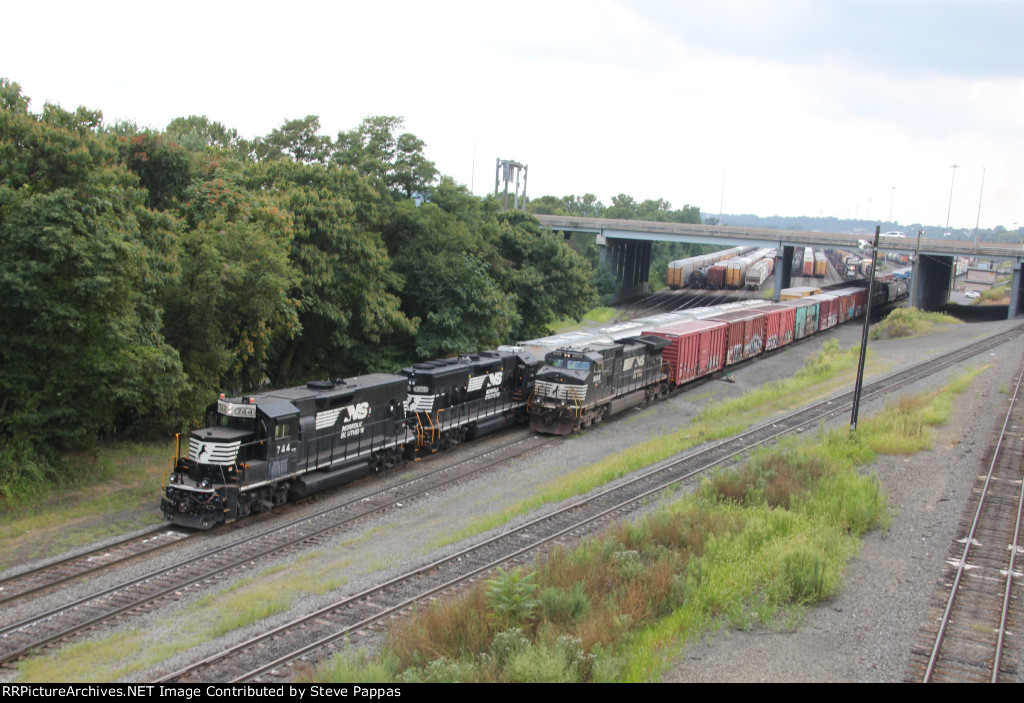 NS 9688 passes a switcher set